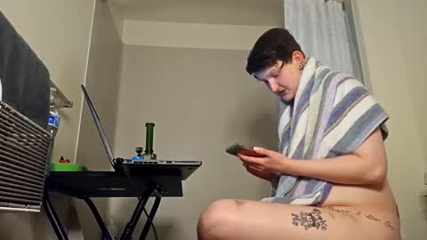 Snapshot of skyisacutie chatting on 12-01-25, 09:25 Skyisacutie online show from 12-01-25, 09:25