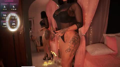    online show from 10-11-25, 01:42