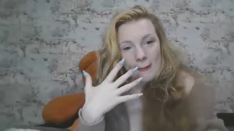 Skyler online show from 10-10-25, 02:38