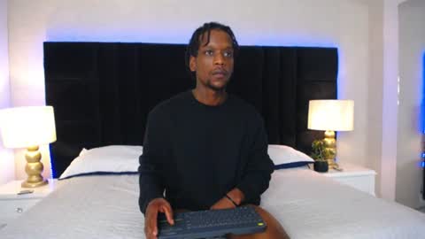 Snapshot of skylerbigxxx chatting on 06-18-26, 09:14 SKYLERBIGXXX online show from 06-18-26, 09:14
