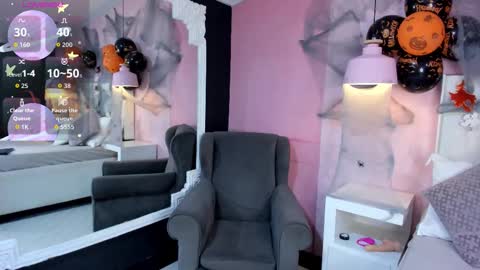 skylerbloom online show from 10-26-25, 03:01