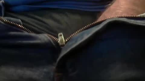 Snapshot of skypylot chatting on 11-26-25, 11:33 ResqPylot2 online show from 11-26-25, 11:33