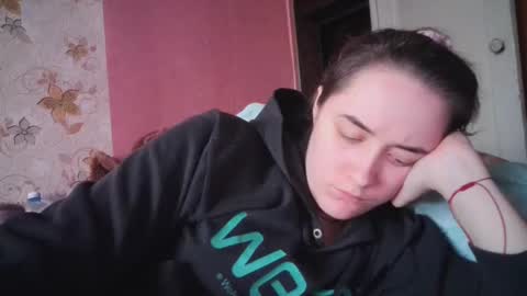 skyressie333 online show from 12-19-24, 12:56