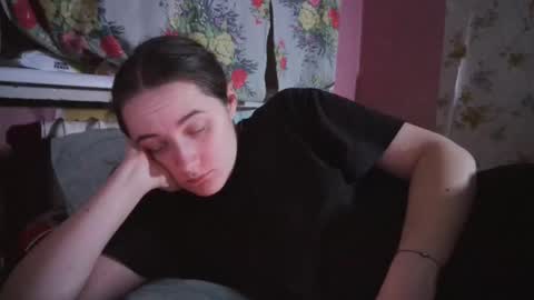 skyressie333 online show from 12-25-24, 07:02