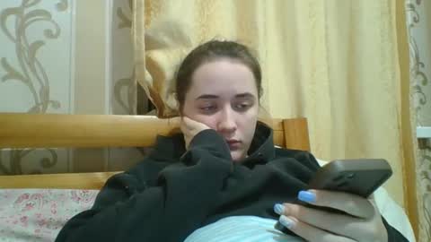 skyressie333 online show from 01-02-25, 06:56