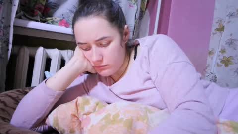 skyressie333 online show from 01-09-25, 04:28