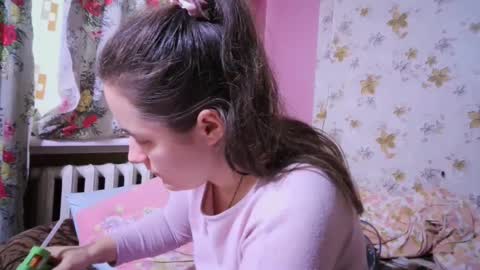 skyressie333 online show from 01-10-25, 02:02