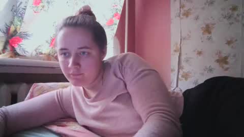 skyressie333 online show from 02-04-25, 12:11