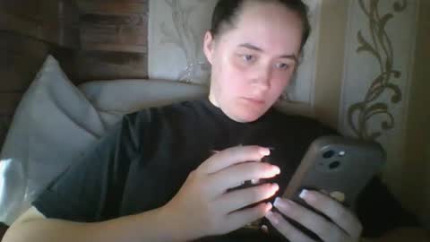 skyressie333 online show from 10-05-25, 08:18