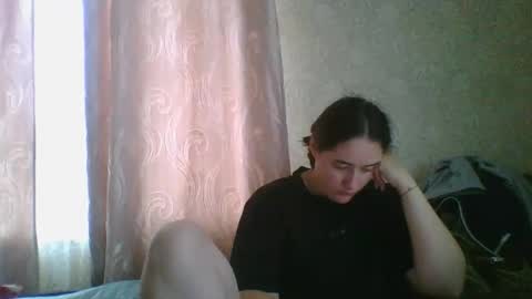 skyressie333 online show from 11-10-25, 06:23