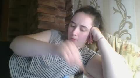 skyressie333 online show from 11-26-25, 09:05