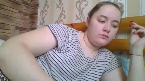 Snapshot of skyressie333 chatting on 02-17-26, 06:43 skyressie333 online show from 02-17-26, 06:43