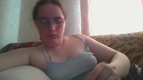 skyressie333 online show from 05-03-26, 07:14