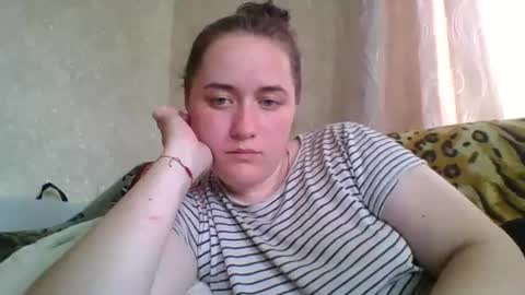 skyressie333 online show from 06-14-26, 10:28