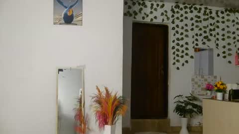 Snapshot of skyy_brown chatting on 07-19-26, 12:36 Bella online show from 07-19-26, 12:36