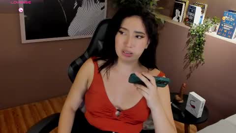Snapshot of skyylee_ chatting on 07-15-26, 04:56 abby online show from 07-15-26, 04:56