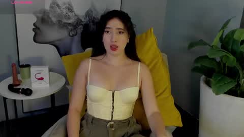 Snapshot of skyylee_ chatting on 07-19-26, 05:27 abby online show from 07-19-26, 05:27
