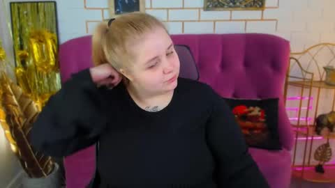 Snapshot of sladadeew chatting on 05-07-26, 09:03 Slada Deew online show from 05-07-26, 09:03