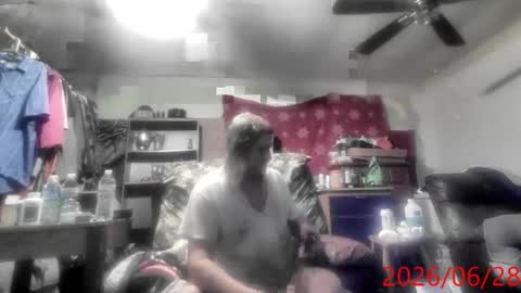 Snapshot of slavboypet chatting on 06-28-26, 05:46 slavboypet online show from 06-28-26, 05:46