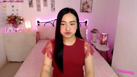 Queen Cyrine online show from 03-06-25, 01:16