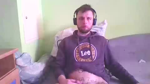 Snapshot of slaveboy32bi chatting on 03-11-26, 10:21 slave boy perwers bdsmFEMDOM online show from 03-11-26, 10:21