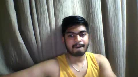 Snapshot of slavesj18 chatting on 03-11-25, 04:29 Add me on hangout sjcool1998 online show from 03-11-25, 04:29