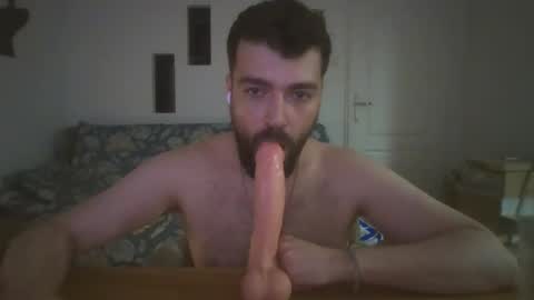 Snapshot of slavic_sword chatting on 04-11-26, 10:03 slavic_sword online show from 04-11-26, 10:03