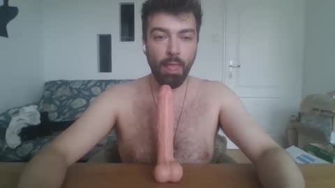 Snapshot of slavic_sword chatting on 05-17-26, 03:41 slavic_sword online show from 05-17-26, 03:41