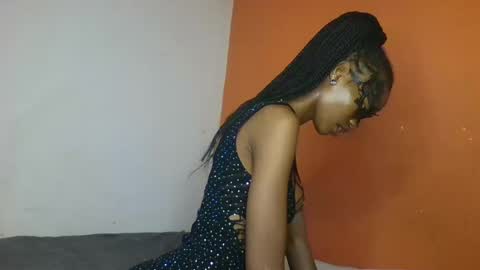 Snapshot of slaybby chatting on 02-17-25, 01:32 Slaybby online show from 02-17-25, 01:32