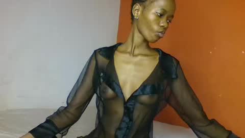 Snapshot of slaybby chatting on 02-24-25, 01:24 Slaybby online show from 02-24-25, 01:24