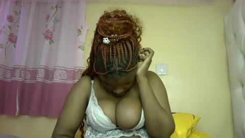 Snapshot of slayslay002 chatting on 12-11-24, 01:58 Rose online show from 12-11-24, 01:58