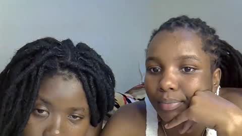 Snapshot of sleciah chatting on 11-29-25, 07:17 sleciah online show from 11-29-25, 07:17