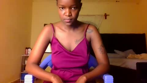 Snapshot of sleek_ass chatting on 09-12-25, 04:23 sleek_ass online show from 09-12-25, 04:23