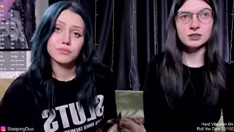 Hi We are Iva and Angela Nice to meet u 3 online show from 02-17-26, 05:08