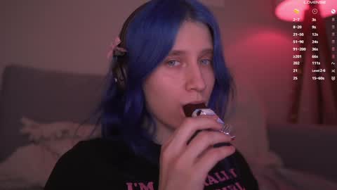 Snapshot of sleepingsonya chatting on 01-12-25, 09:51 Sonya online show from 01-12-25, 09:51