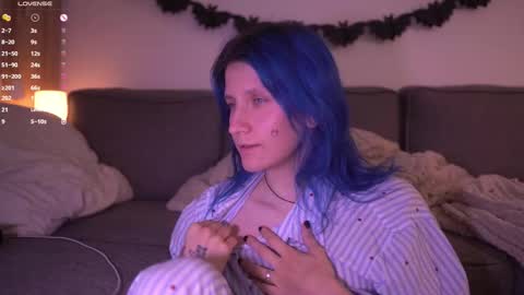 Snapshot of sleepingsonya chatting on 10-09-25, 09:02 Sonya online show from 10-09-25, 09:02