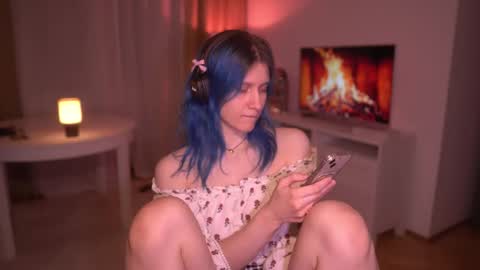 Snapshot of sleepingsonya chatting on 11-24-25, 08:52 Sonya online show from 11-24-25, 08:52