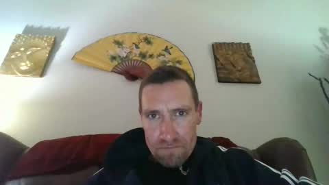 slicey0182 online show from 12-19-25, 08:43