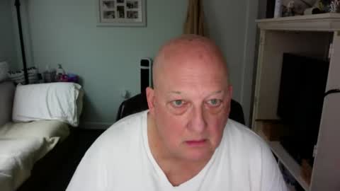 Snapshot of slick50000 chatting on 02-11-26, 08:58 slick50000 online show from 02-11-26, 08:58