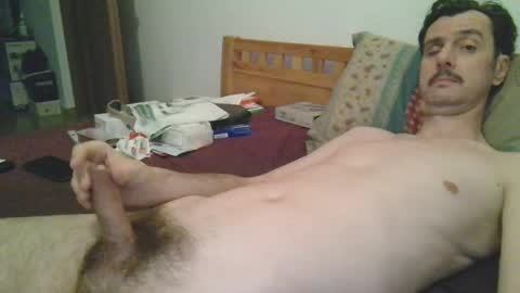 Snapshot of slim38 chatting on 11-04-25, 05:28 Alin online show from 11-04-25, 05:28