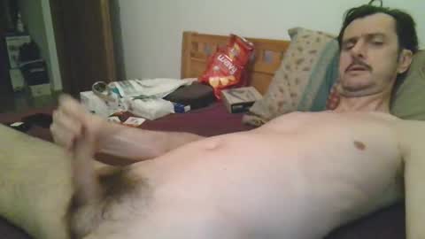 Snapshot of slim38 chatting on 11-22-25, 05:01 Alin online show from 11-22-25, 05:01