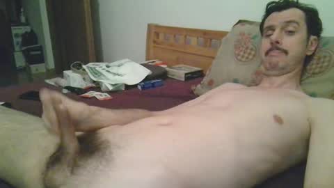 Snapshot of slim38 chatting on 11-26-25, 12:22 Alin online show from 11-26-25, 12:22