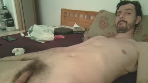 Snapshot of slim38 chatting on 07-05-26, 04:19 Alin online show from 07-05-26, 04:19