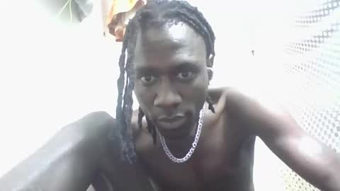 Snapshot of slim_babe2 chatting on 12-16-25, 02:05 kayz online show from 12-16-25, 02:05