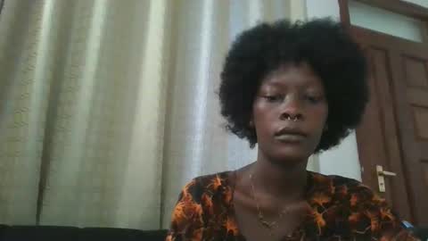 Snapshot of slim_bitch_ chatting on 12-02-25, 03:34 becky online show from 12-02-25, 03:34