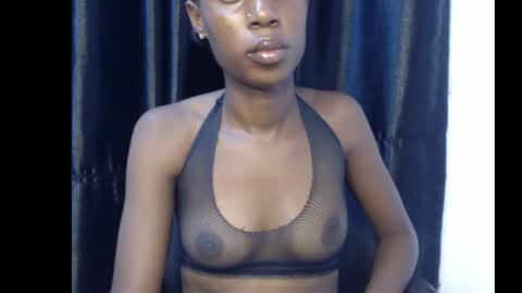 Snapshot of slim_candy12 chatting on 05-21-26, 07:32 Lily online show from 05-21-26, 07:32