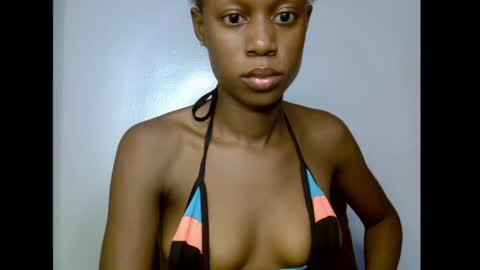 Snapshot of slim_candy12 chatting on 06-01-26, 08:16 Lily online show from 06-01-26, 08:16