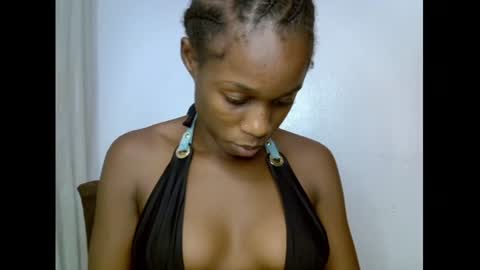 Snapshot of slim_candy12 chatting on 07-09-26, 07:29 Lily online show from 07-09-26, 07:29