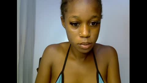 Snapshot of slim_candy12 chatting on 07-15-26, 07:24 Lily online show from 07-15-26, 07:24