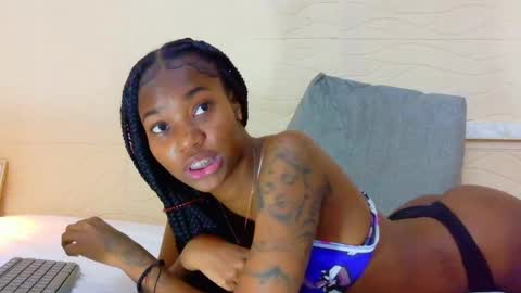 Snapshot of slim_chocobar18 chatting on 02-26-26, 04:06 slim_chocobar18 online show from 02-26-26, 04:06